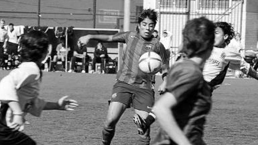 Marigol, en un partido ante el Lagunak.