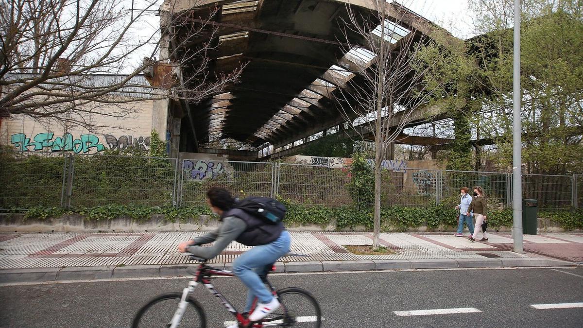 Noticia: Pamplona: 1.700 elementos urbanos contienen amianto