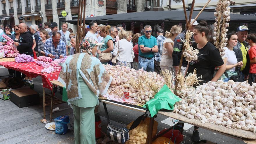 Vitoria vende ristras y ristras con sabor a tradición