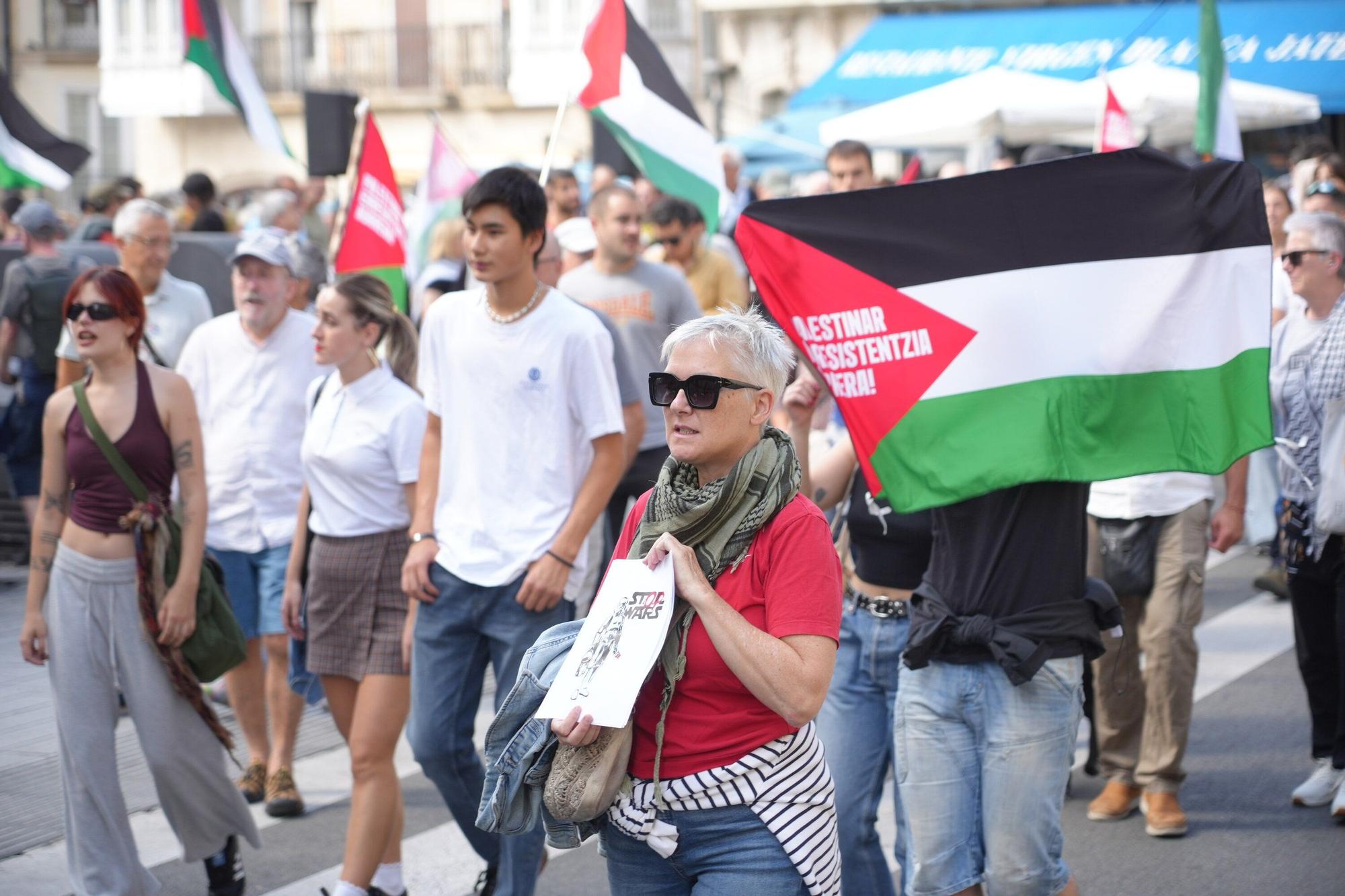 En imágenes: Manifestación en Vitoria-Gasteiz a favor de Palestina