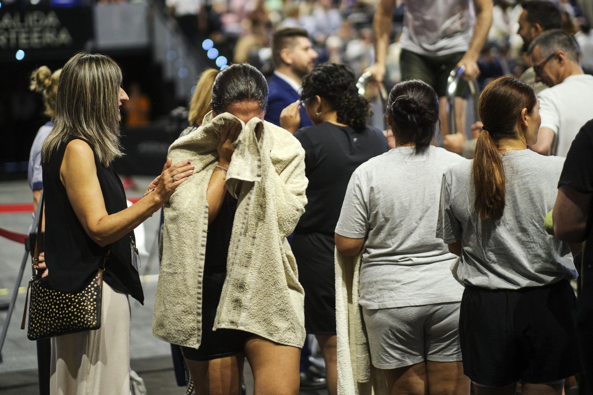 48 bautizos de Testigos de Jehova en el Navarra Arena