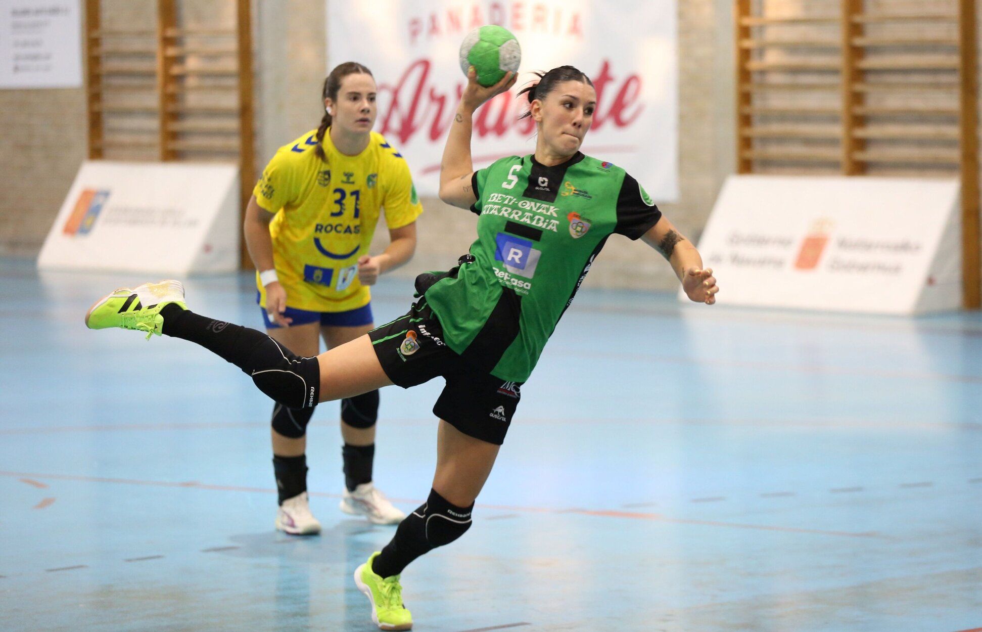 Fotos del partido entre Replasa Beti Onak y Rocasa