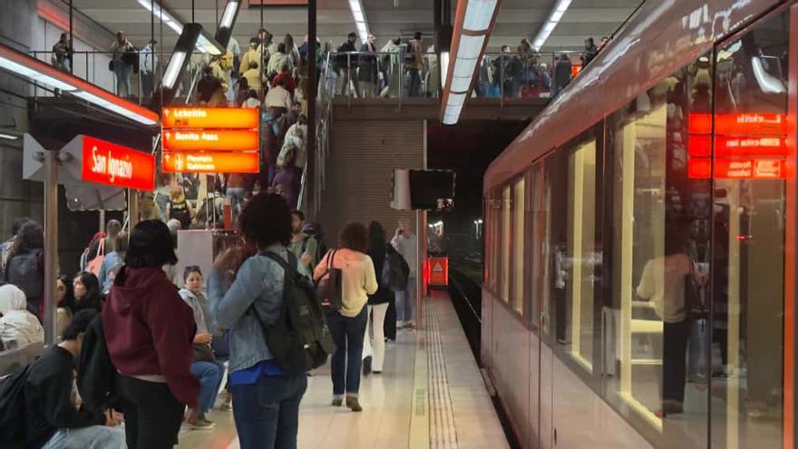 Retrasos en el metro en la línea 2 en dirección Basauri