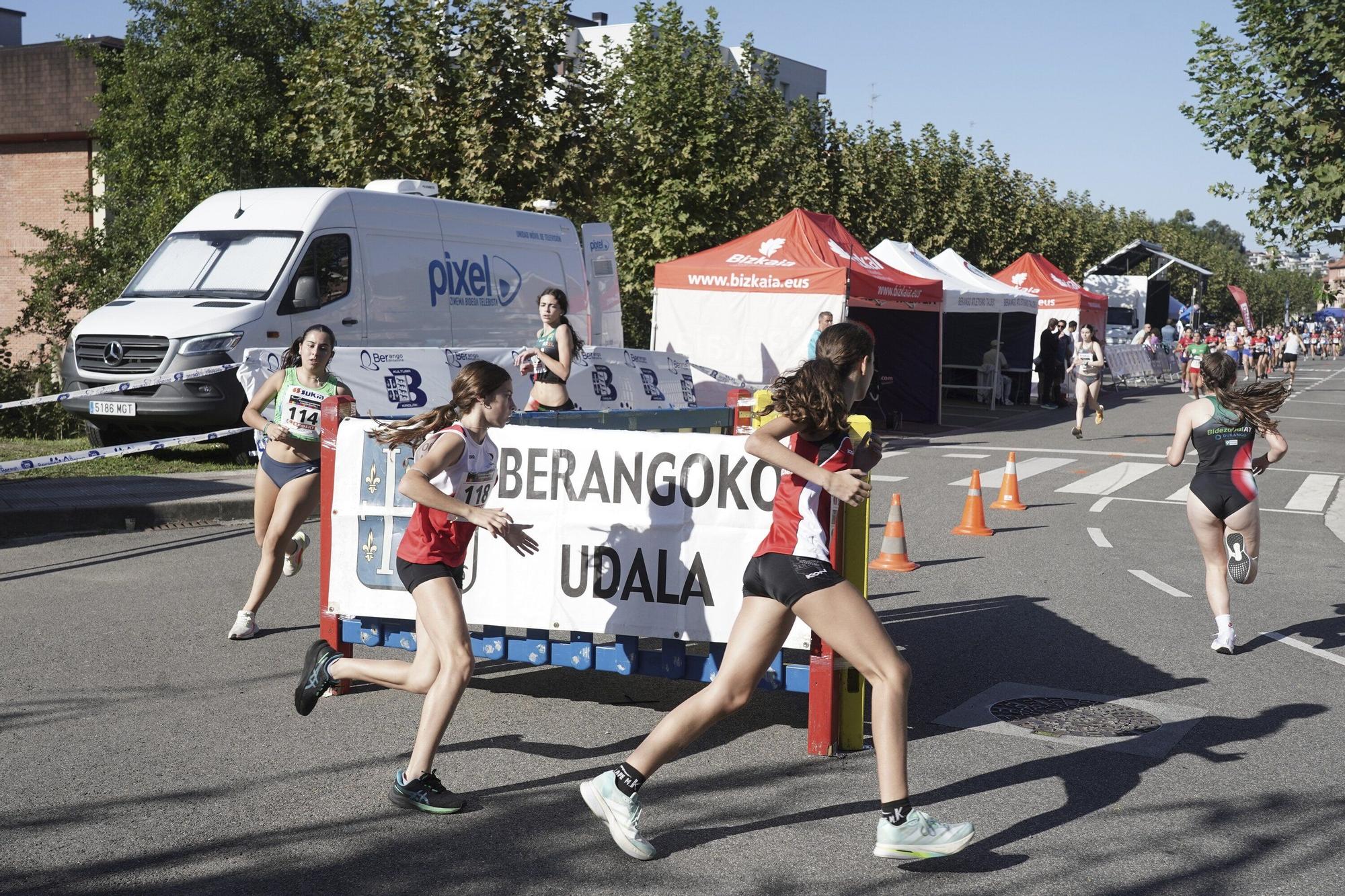 En imágenes: XXXVII edición de la Milla Internacional de Berango