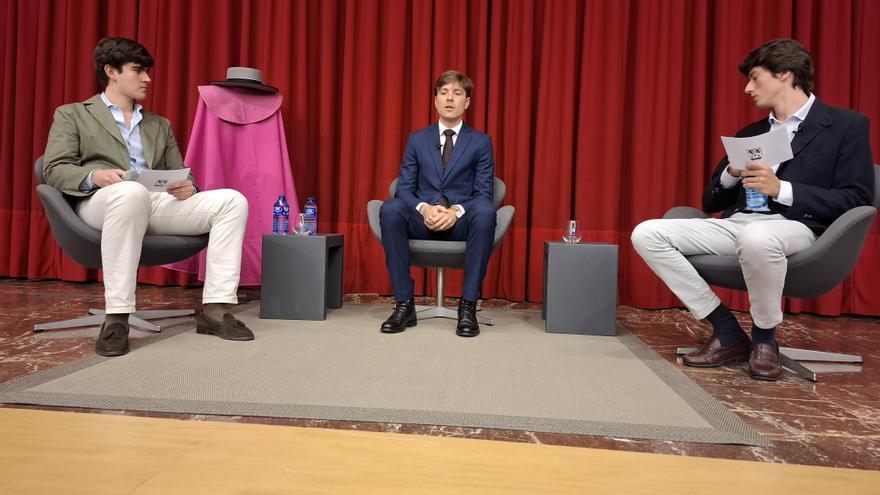 El torero Juan Leal, en la Universidad de Navarra