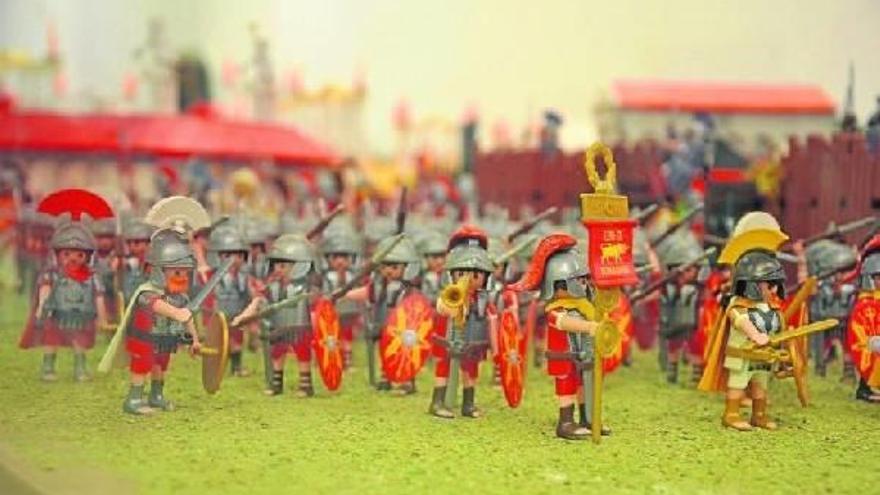 Un detalle del montaje de la exposición Romanorum Playmobil Populus que puede verse en el Museo Oiasso de Irun hasta el 2 de noviembre.