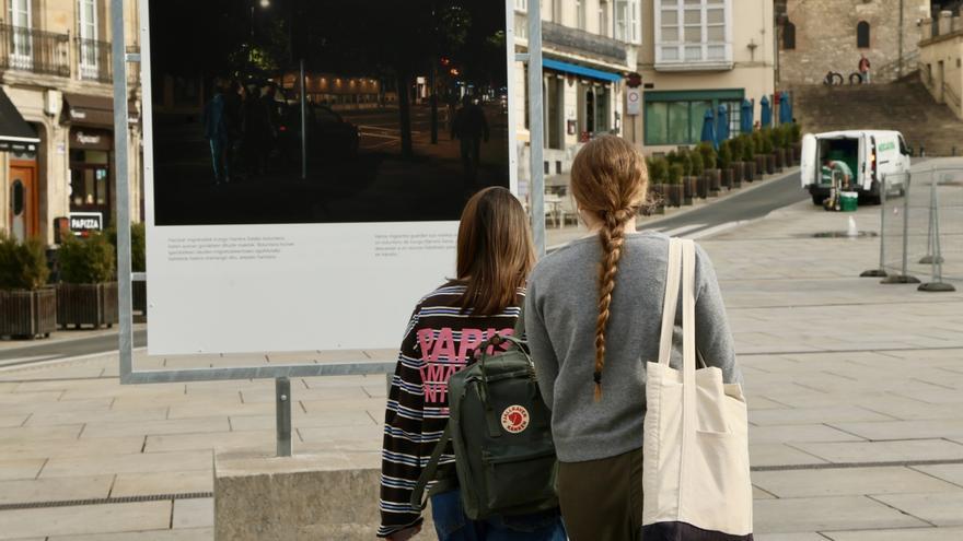 La Virgen Blanca acoge 'Zubia', muestra fotográfica sobre la ruta migratoria en la frontera con Francia