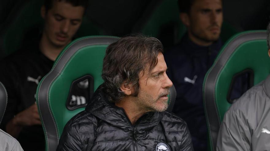 Sánchez Flores mejora a Coudet