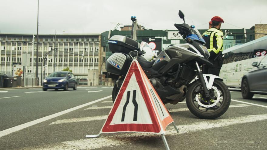 Buscan testigos del atropello a un motorista en Bilbao