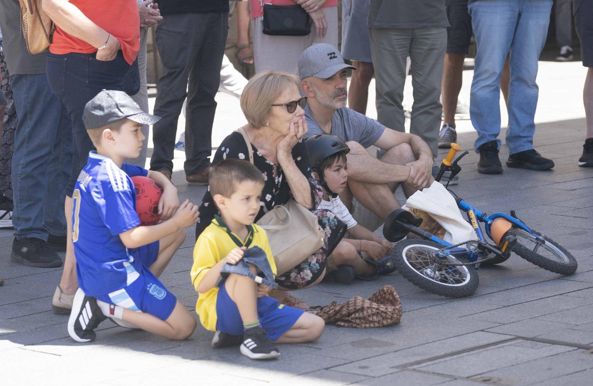 En imágenes: South Side Stompers toma las calles y plazas de Vitoria