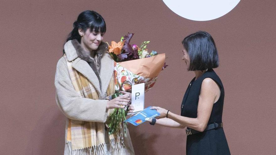 Duda Ferreira, galardonada como ‘Modelo con mayor proyección’ de la Pasarela Gasteiz On