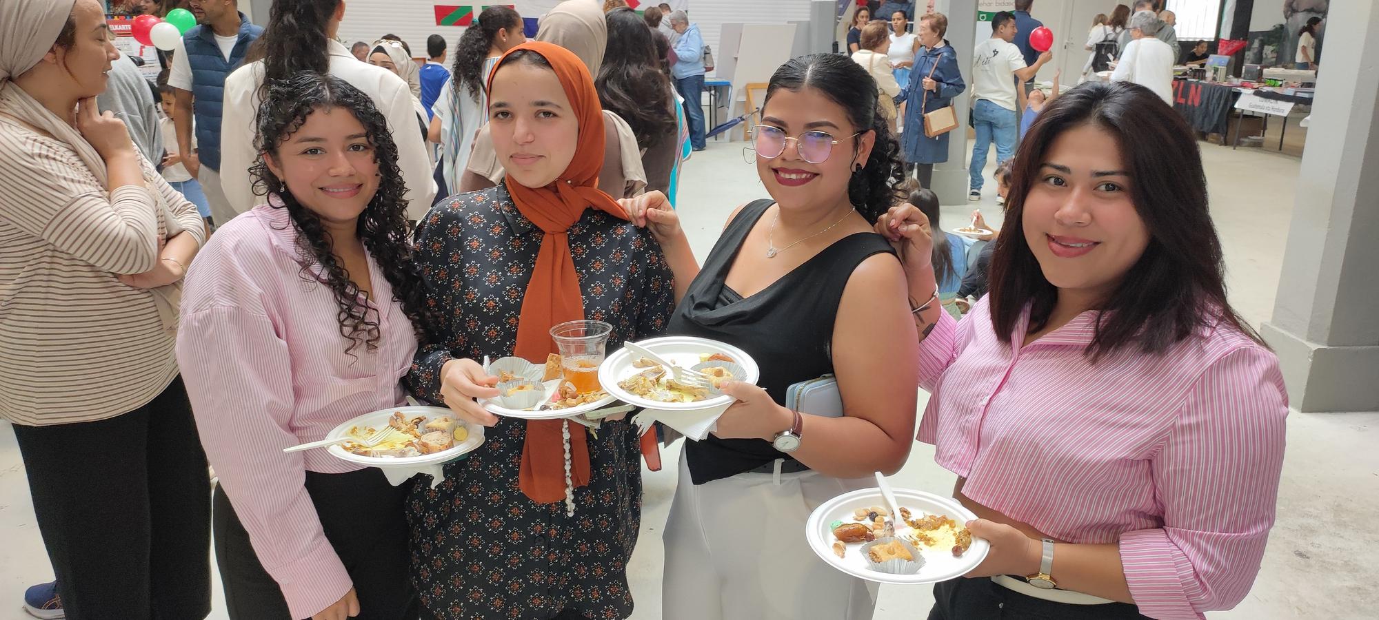 El buen ambiente presidió el encuentro entre culturas y la solidaridad en Azkoitia