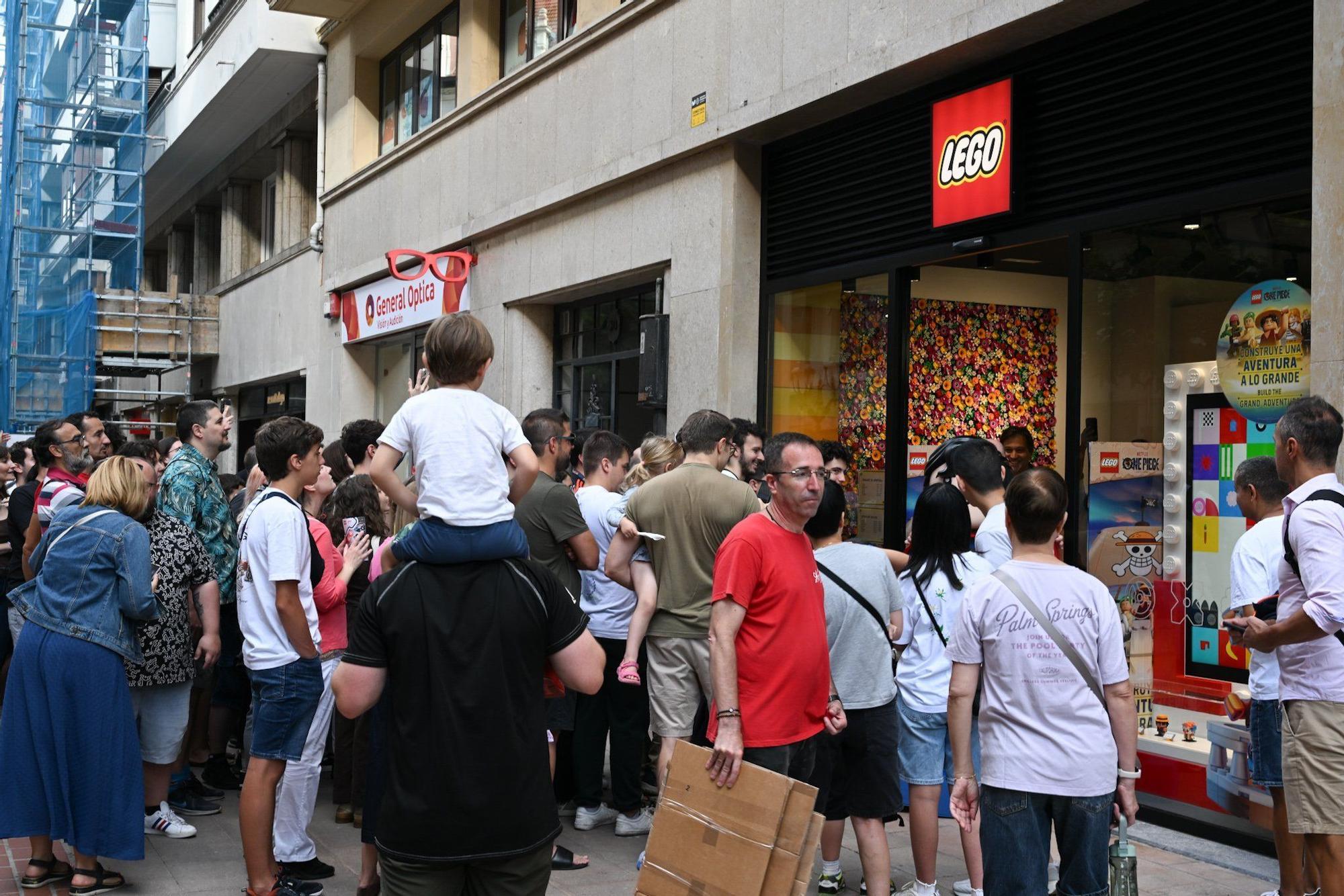 En imágenes: abre la tienda de Lego en Bilbao