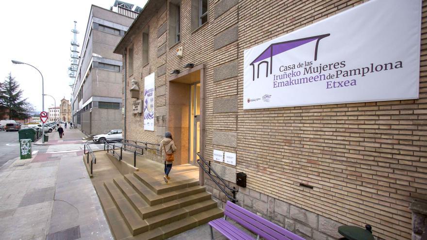 Pamplona prevé reformar para final de año el salón de actos de la Casa de las Mujeres