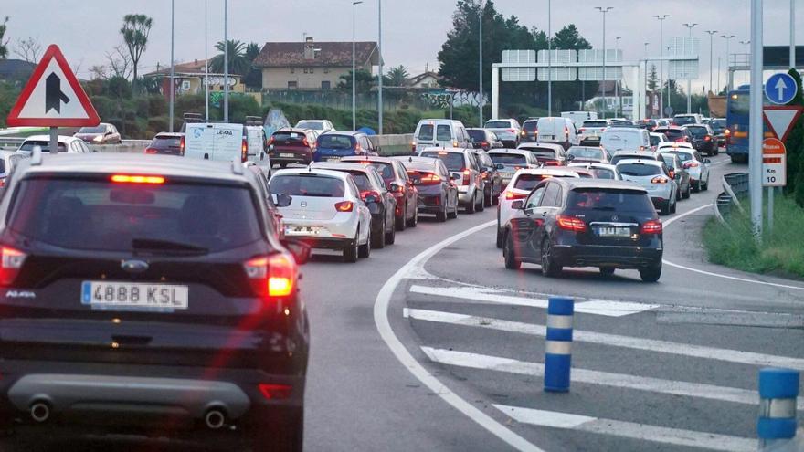 El 77% de los conductores  no ha cambiado sus hábitos pese a los descuentos en el transporte público