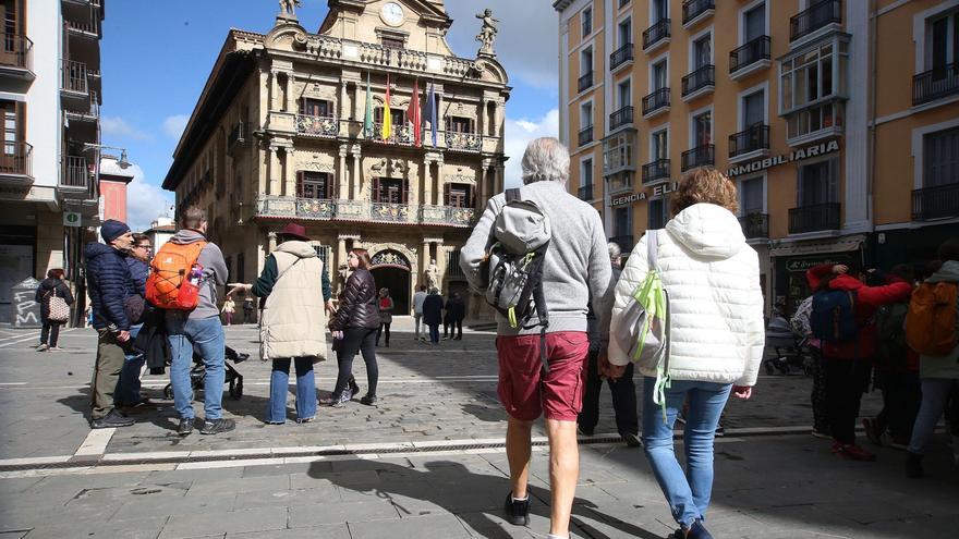 Los turistas internacionales dejan 210 millones en Navarra en seis meses, récord histórico