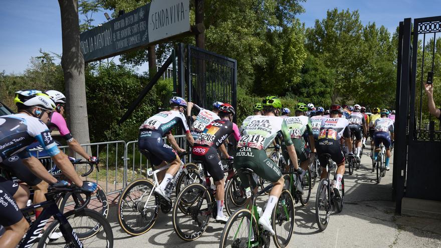 Fotos de la etapa navarra de La Vuelta 25 entre Sendaviva y Larra - Belagua