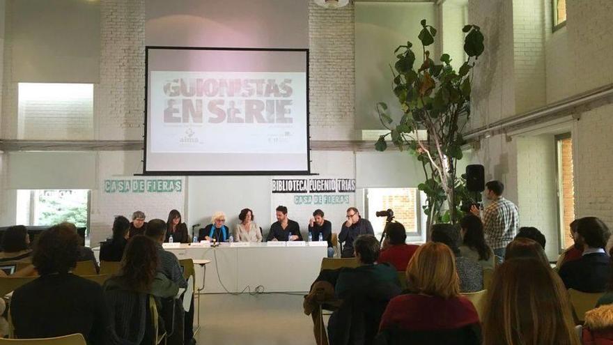 Los guionistas en cuerpo presente