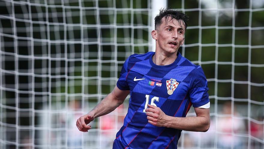 Budimir juega 62 minutos con Croacia