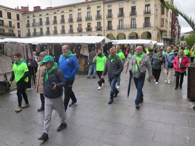 La marcha contra el cáncer de Urretxu y Zumarraga, en imágenes