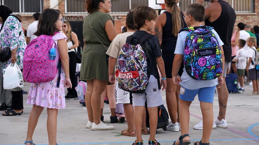 Detenidos cuatro menores por robar 8.000 euros del viaje de fin de curso de un colegio de Huelva