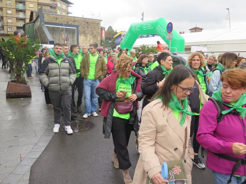 La marcha contra el cáncer de Urretxu y Zumarraga, en imágenes