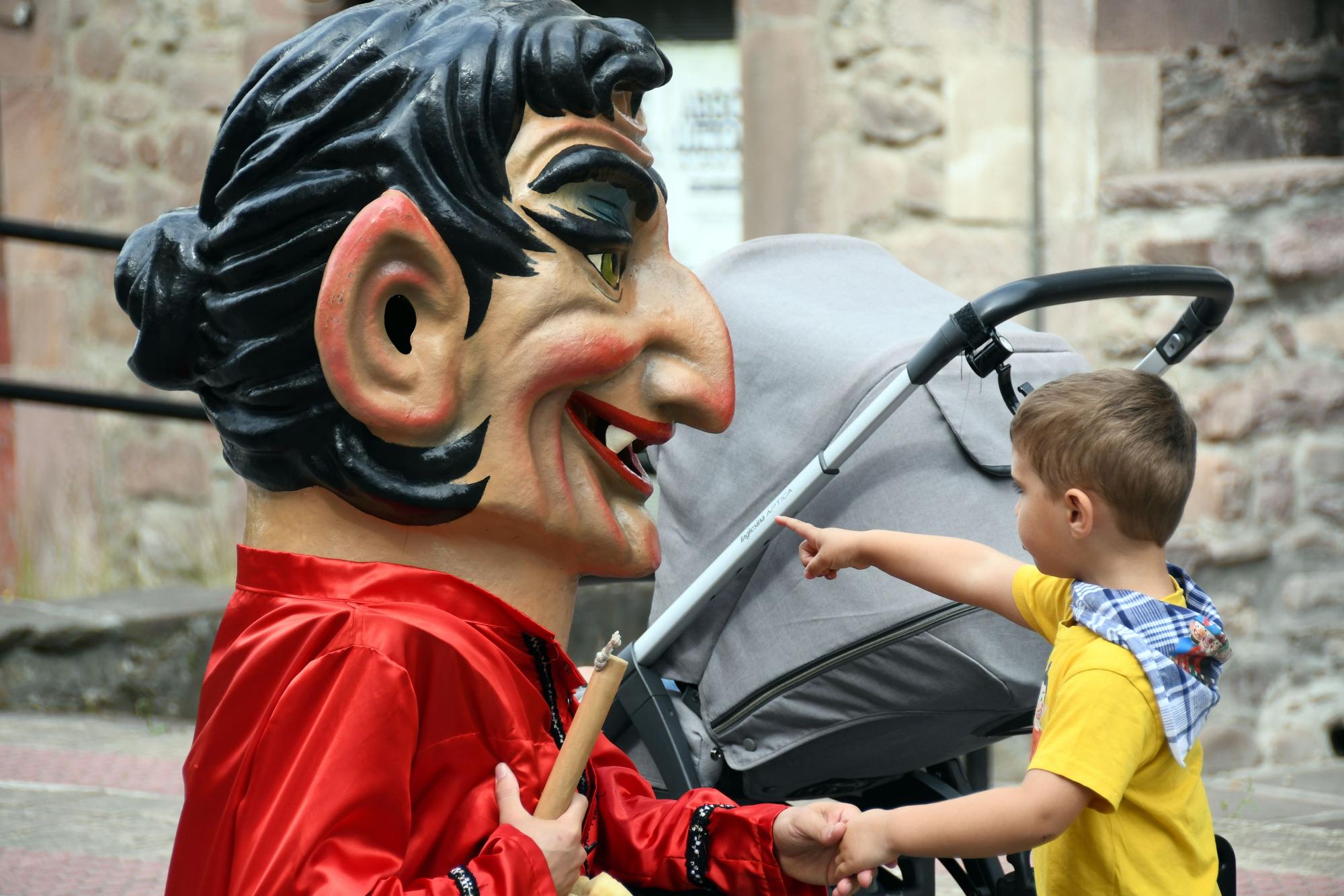 Elizondo celebra el día de los jóvenes, niños y niñas