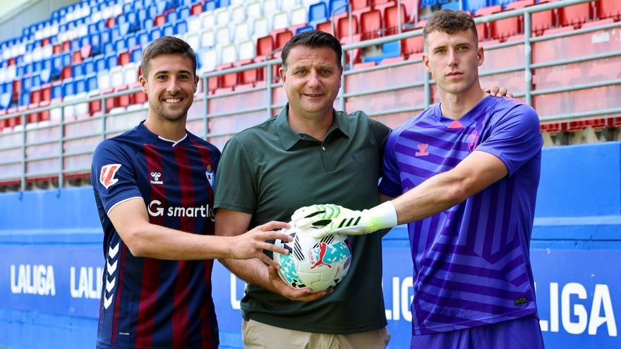 El Eibar presenta a Martón y a Luis López
