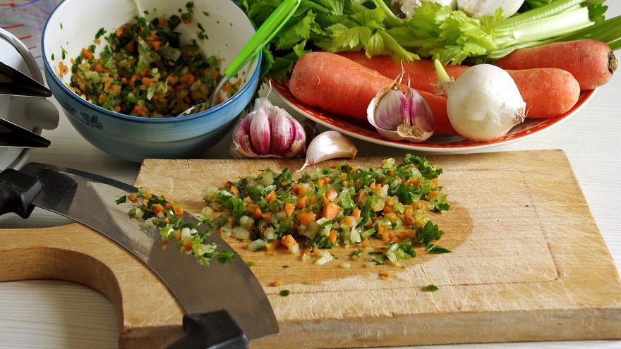La mejor técnica para un buen sofrito, base y estructura de cada plato