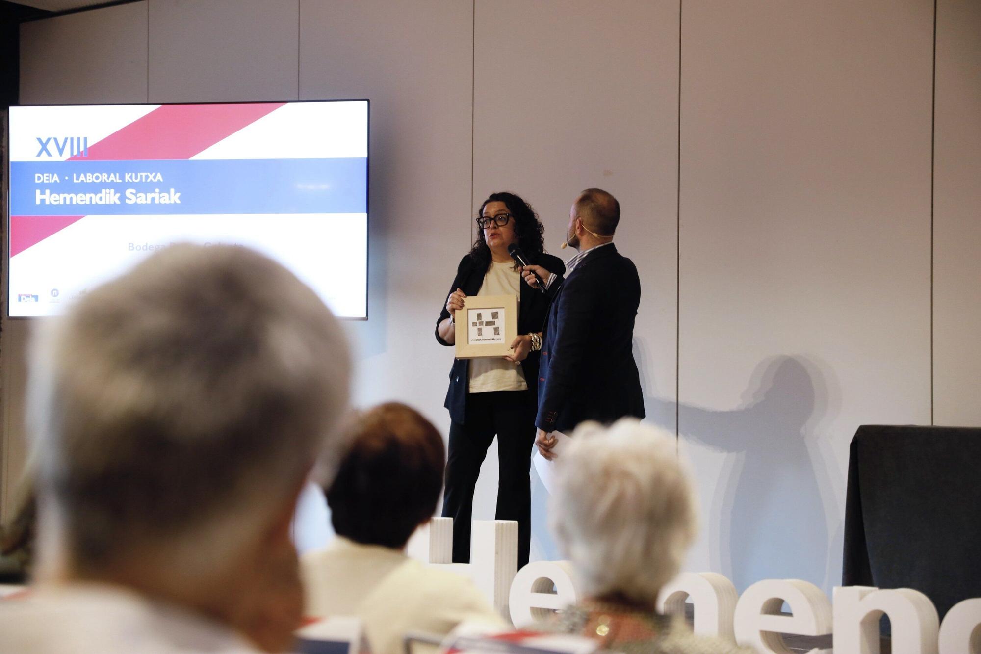 En imágenes: Entrega de los premios DEIA Laboral Kutxa Hemendik Sariak de la comarca Nerbioi-Ibaizabal