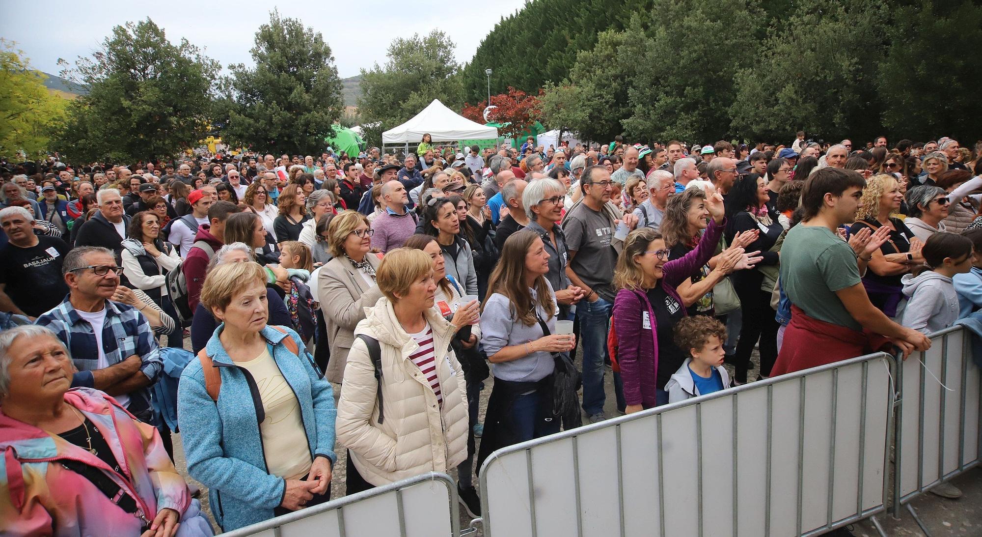 Fotos: Nafarroa Oinez 2025 en la ikastola Paz de Ziganda de Villava - Atarrabia