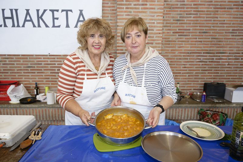 Kantu Afaria y concurso gastronómico en las Agorreko Santikutzak de Legazpi