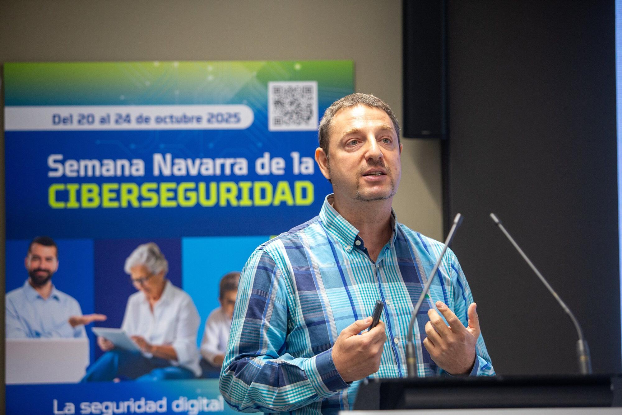 Fotos del Foro Hiria sobre ciberseguridad