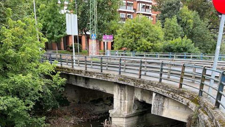 Iurreta y Durango limpiarán el río bajo el puente Francisco Ibarra