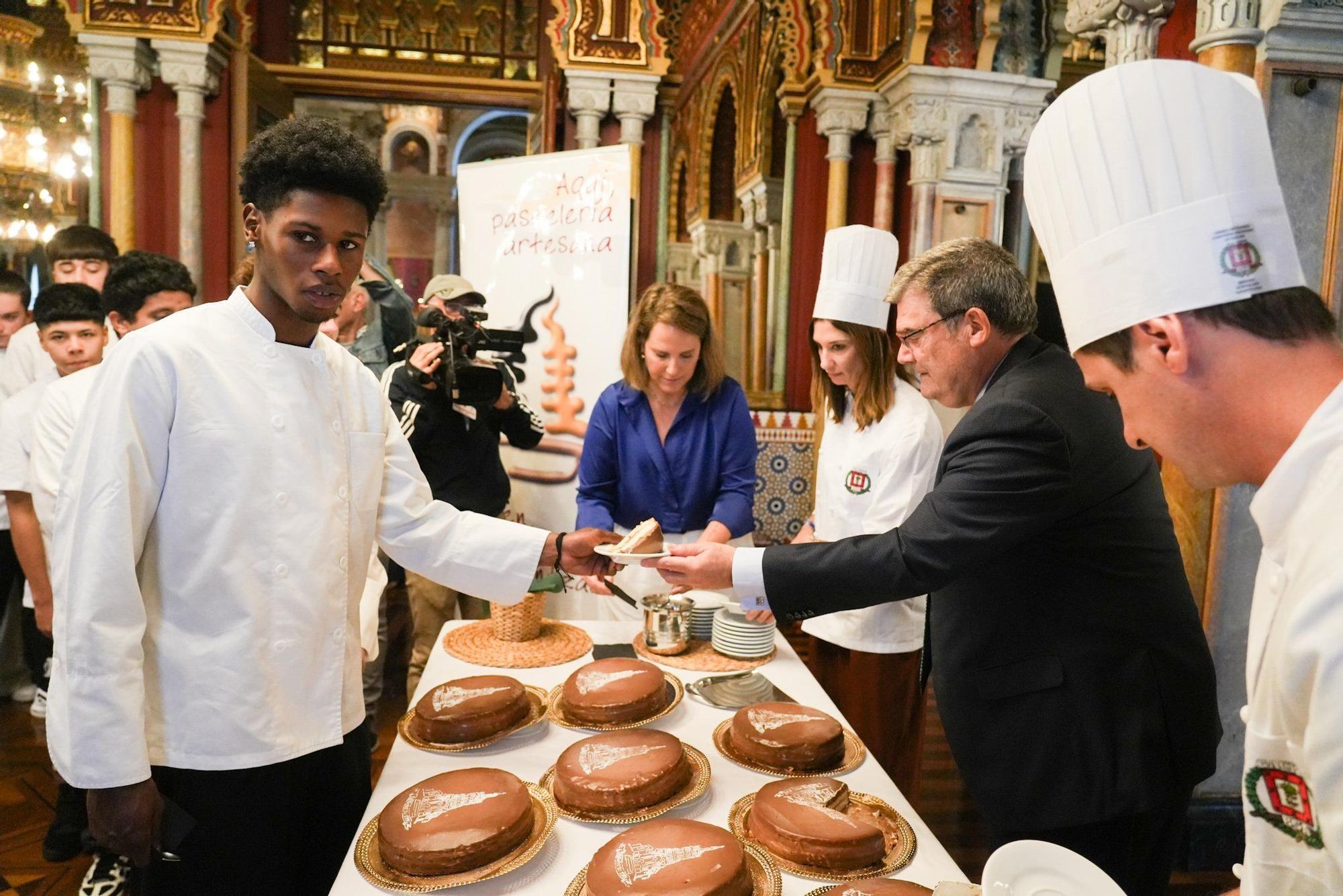 Presentación de la tarta Begoña en Bilbao