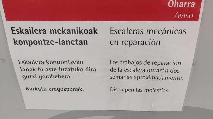 Una avería deja fuera de servicio las escaleras de subida de la estación de Ansio de Metro Bilbao