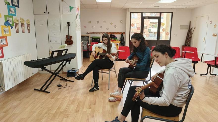 Arratsalde ezberdinak Beasaingo Andramendi ikastolan