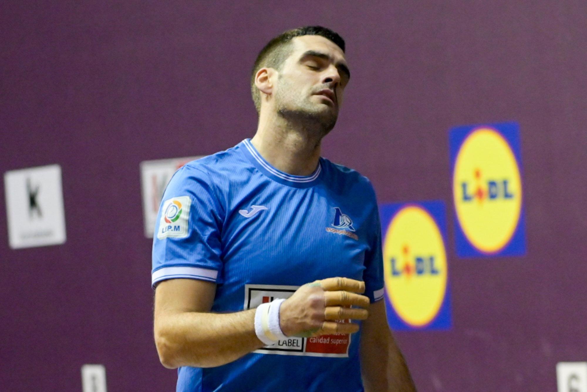 Jokin Altuna se lleva el bronce del Cuatro y Medio tras derrotar a Joseba Ezkurdia en Arrasate.