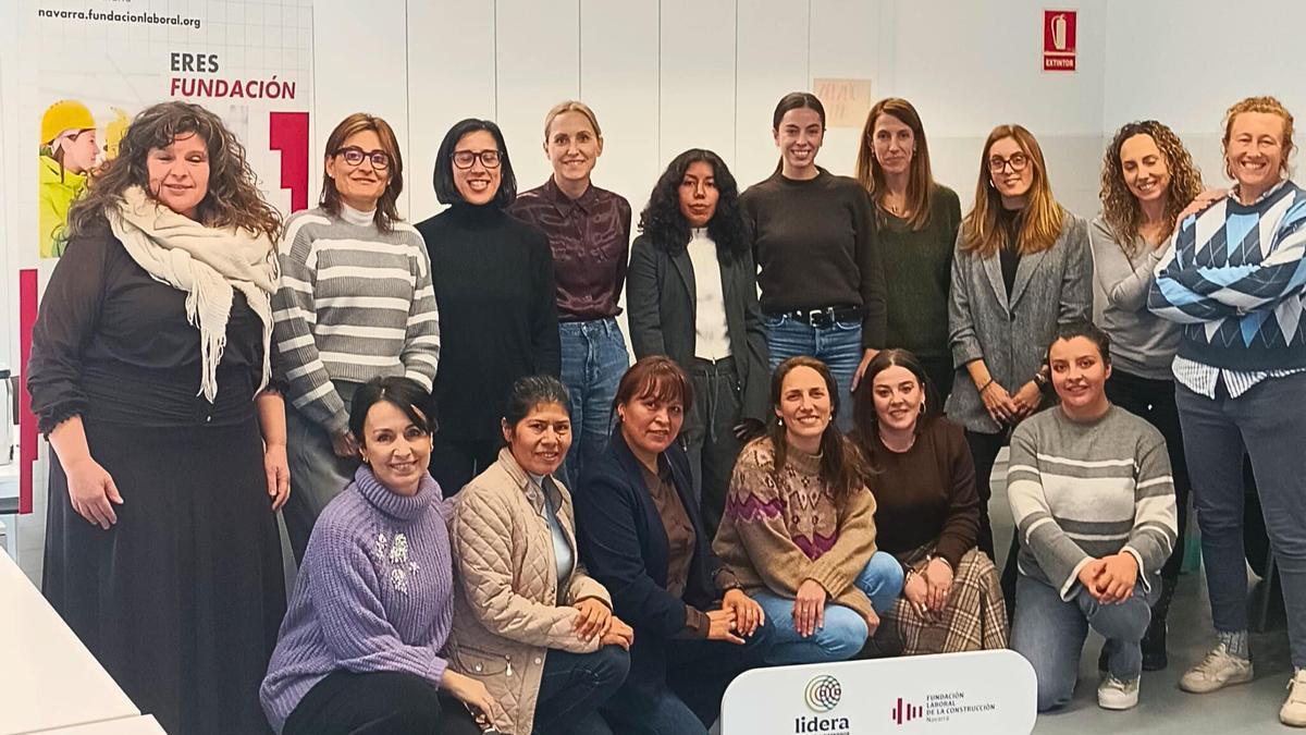 Participantes en la jornada sobre liderazgo femenino en el sector de la construcción.