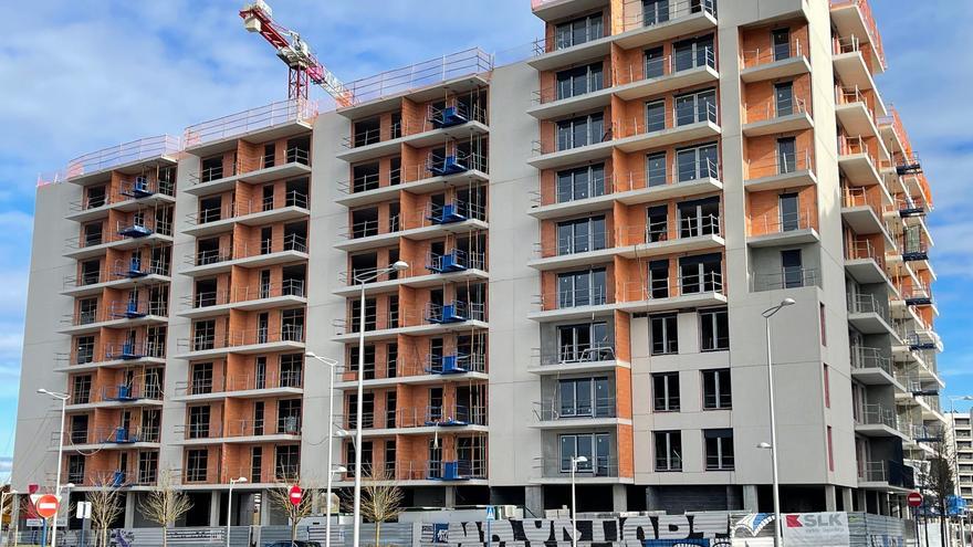 El 62 % de los pisos edificados en Vitoria son protegidos