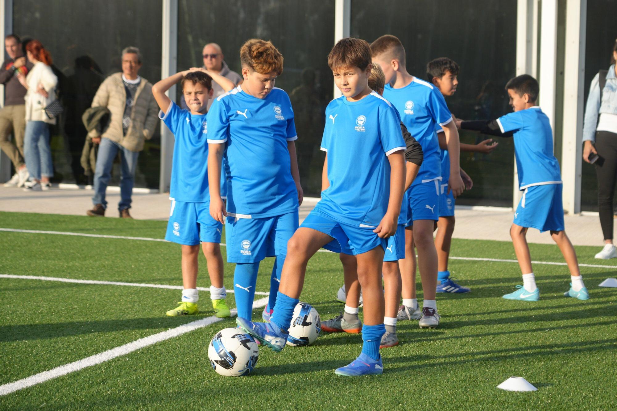 En imágenes: Comienza el curso en la Escuela de Fútbol del Alavés