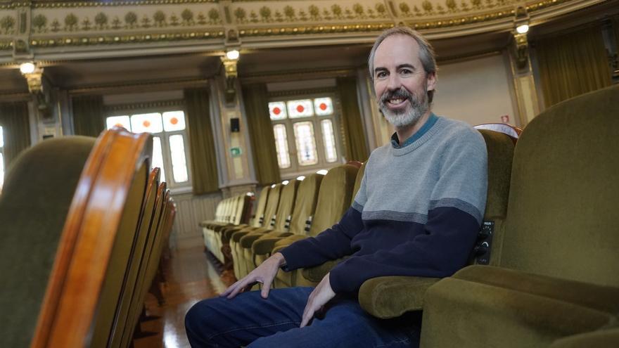 Unai Elorriaga: “Busco que al acabar el lector diga ‘¡qué cabrón!’, removerle”