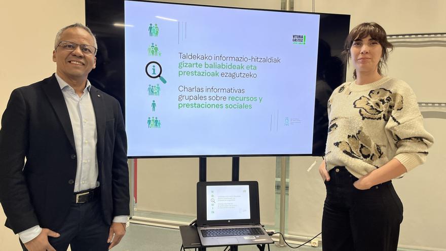 1.211 personas participaron en 2025 en charlas grupales de los Servicios Sociales de Vitoria