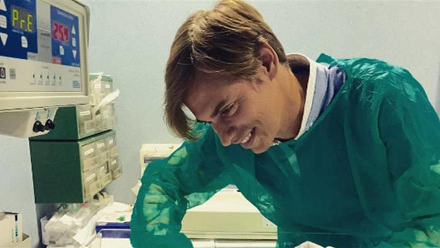 Nace el hijo de Carlos Baute y Astrid Klinsas.