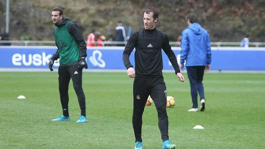 David Zurutuza, con Toño Ramírez, en el entrenamiento.