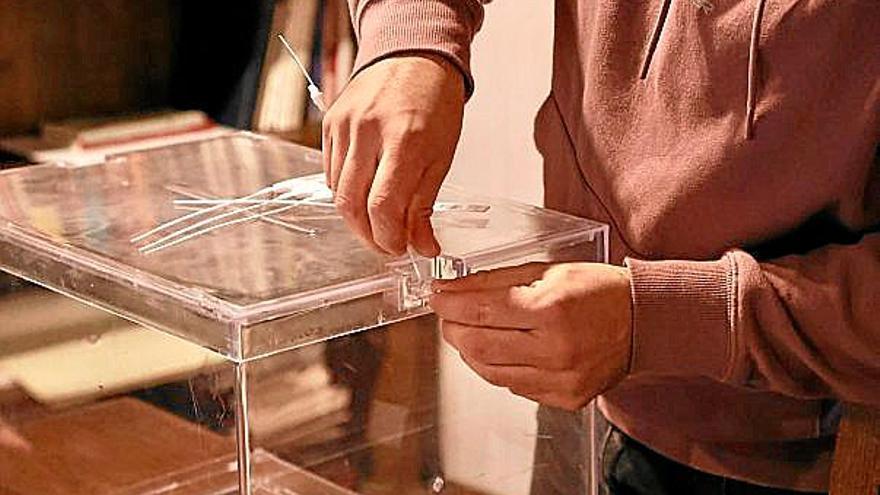 Álava vive un ‘superdomingo’ electoral