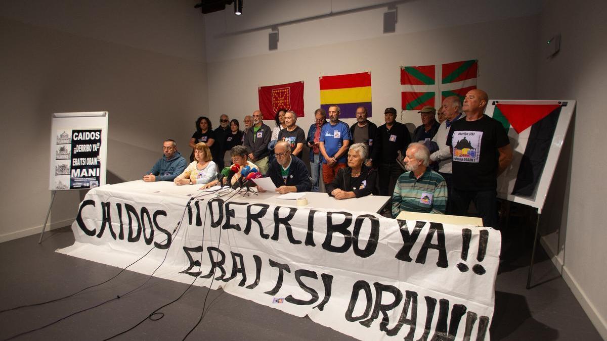 Rueda de prensa de la Plataforma de Asociaciones Memorialistas por el derribo de Los Caídos.