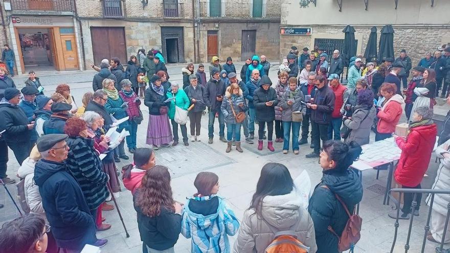 Herrirako kantutegi bat elkarlanean