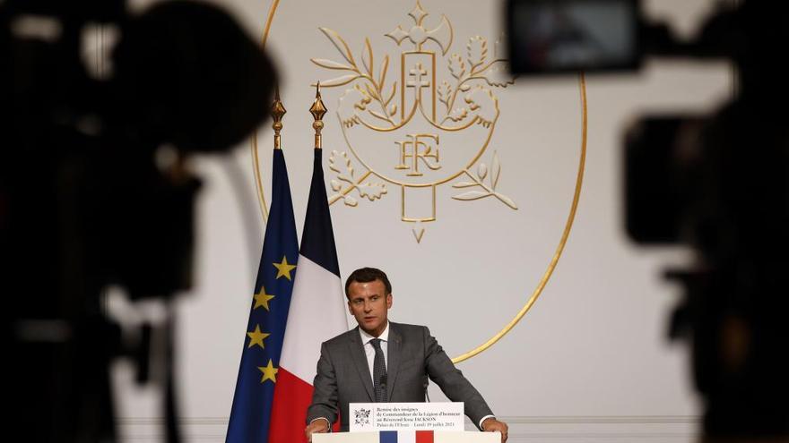 Macron podría anunciar nuevas restricciones ante el repunte de casos en Francia