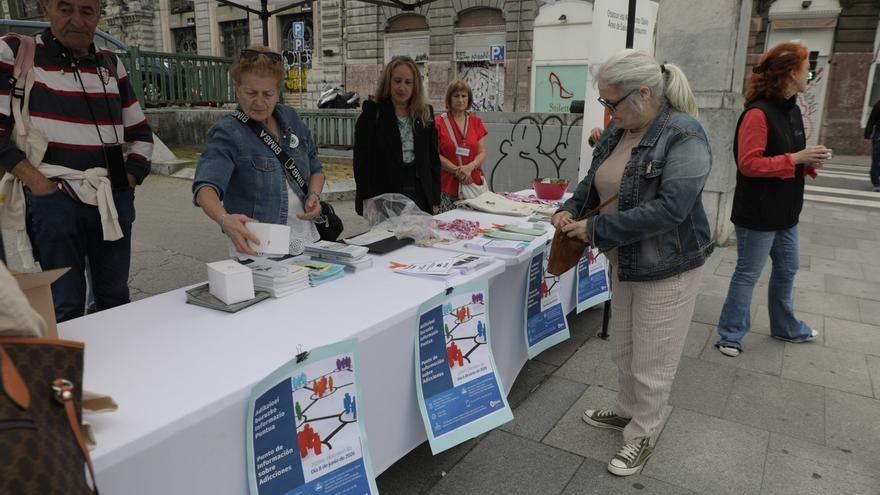 Bilbao pone el foco en las adicciones con una campaña y una jornada de sensibilización